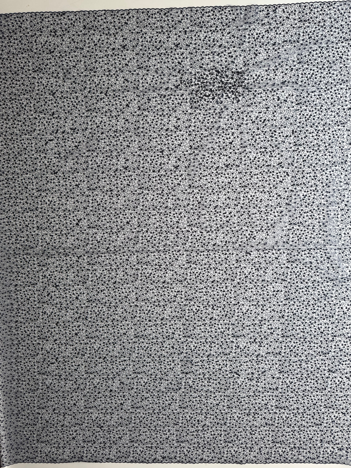 Marineblauer, bestickter Paillettentüll – EB3001
