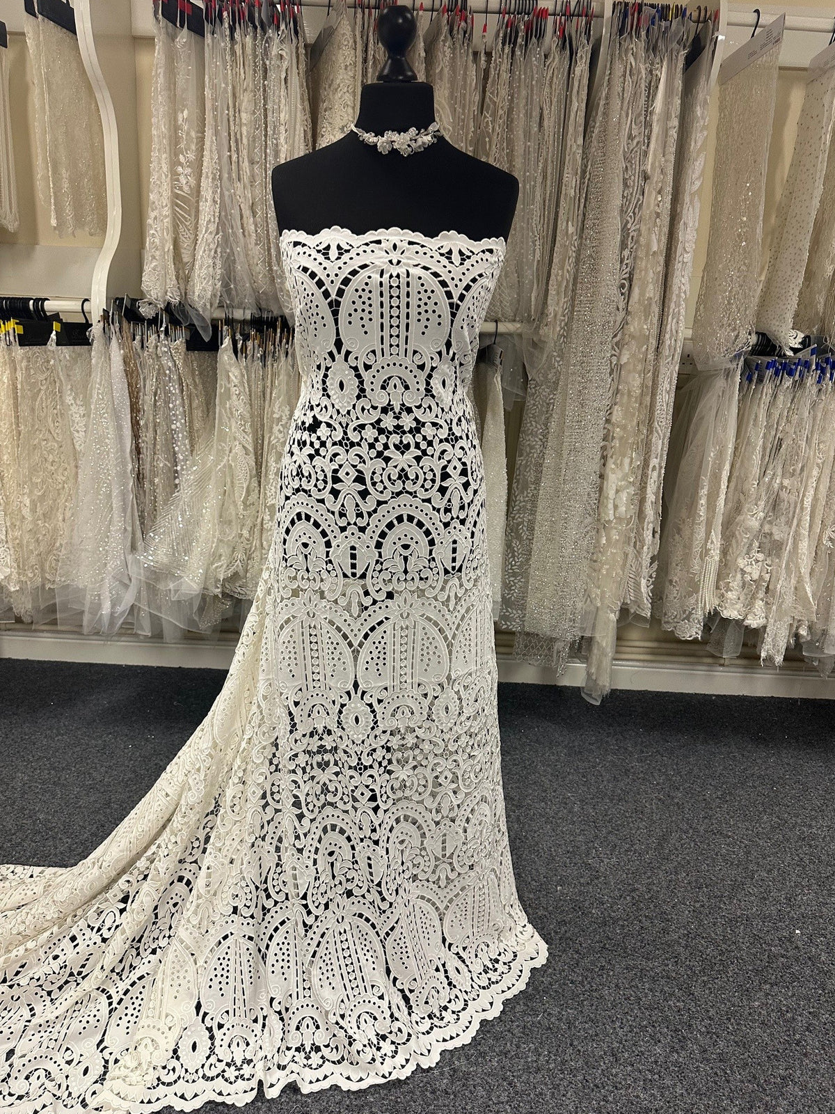 Elfenbeinfarbene Georgette-Spitze – Coco