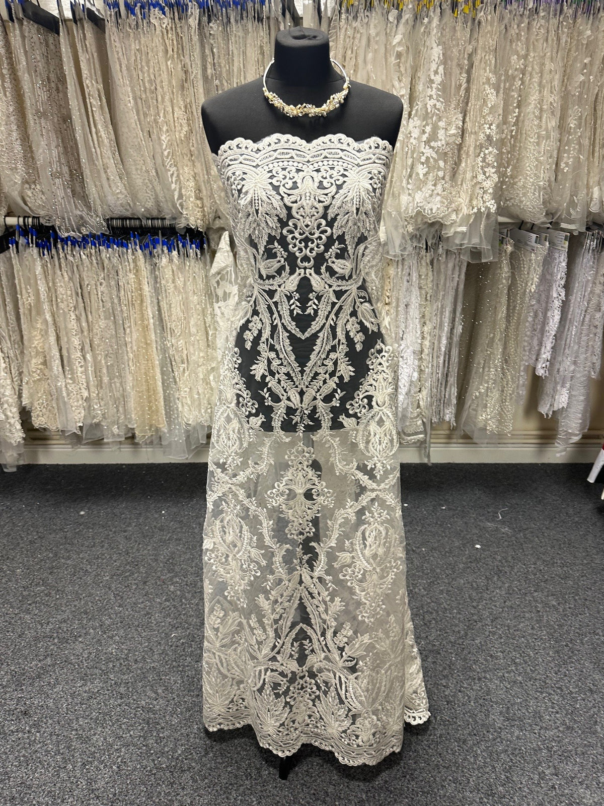 Elfenbeinfarbene Kordelspitze – Dilys