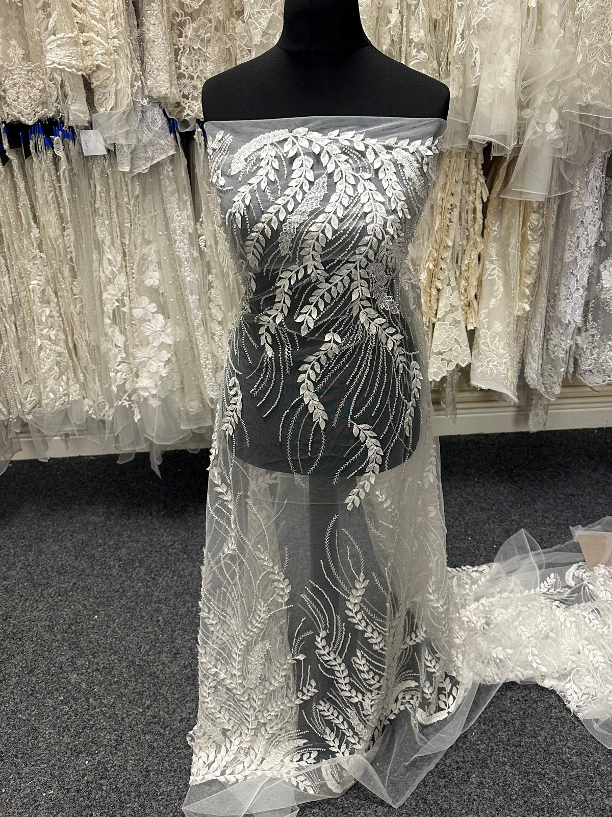 Elfenbeinfarbene Laserspitze – Doba