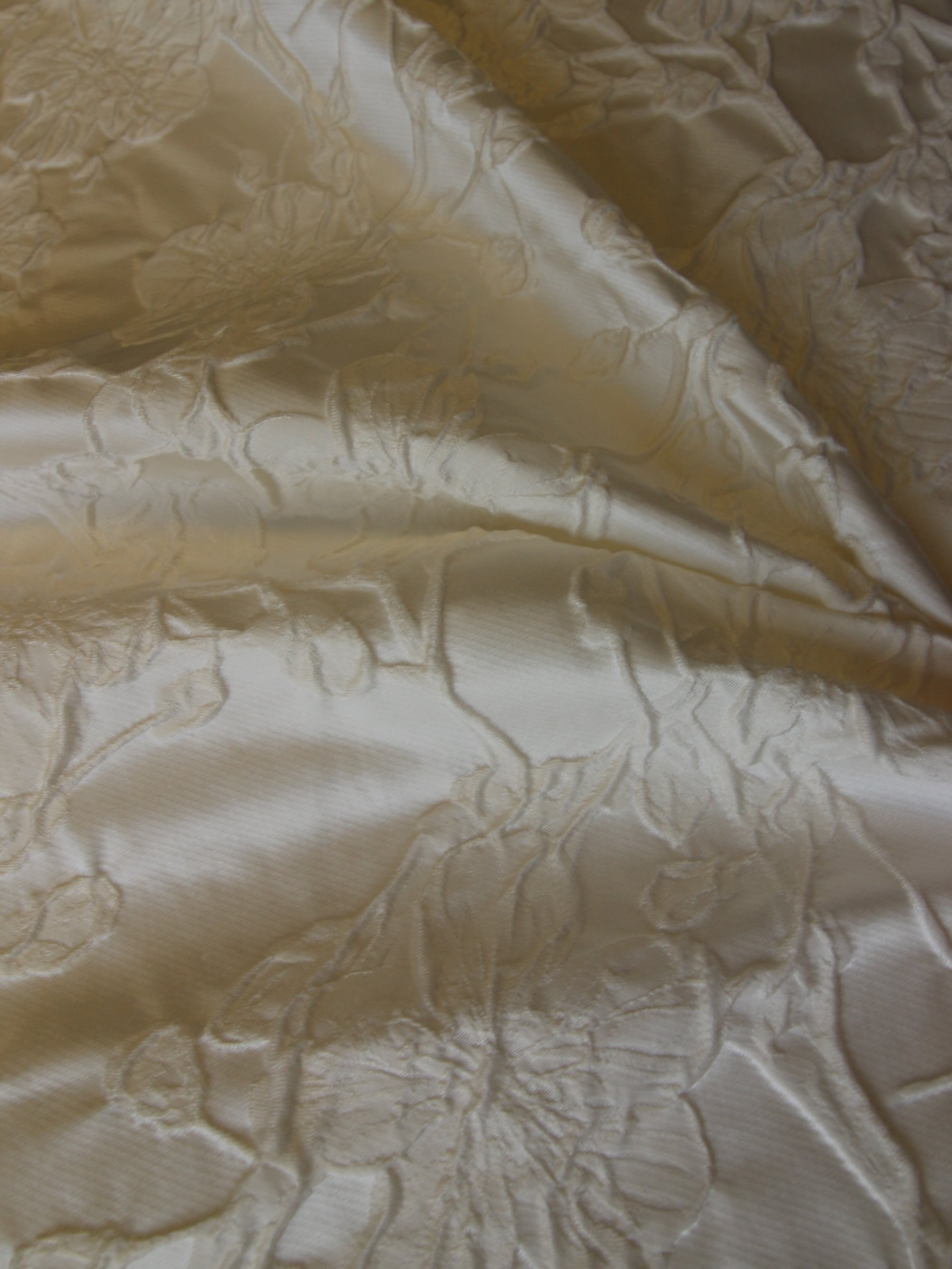 Elfenbein-Cloqué-Brokat – Lambert