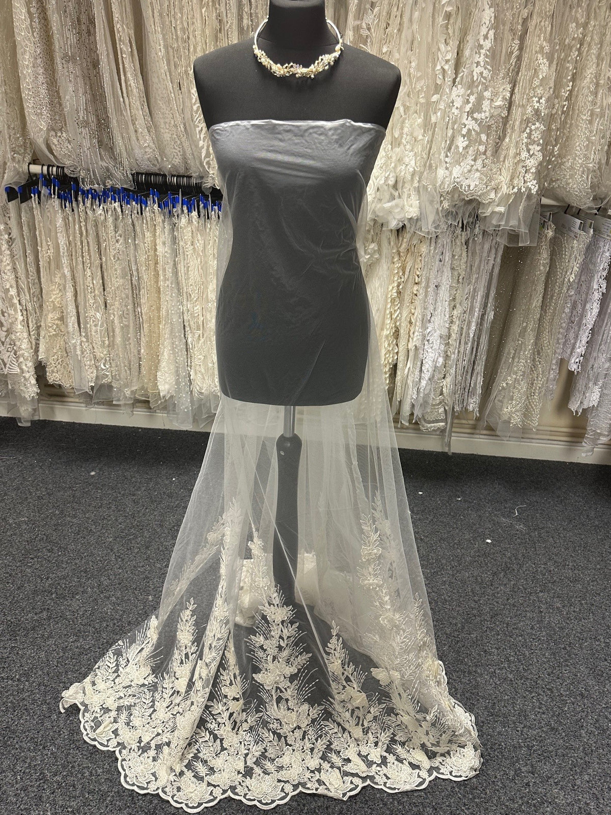 Elfenbeinfarbene Kordelspitze – Hilda