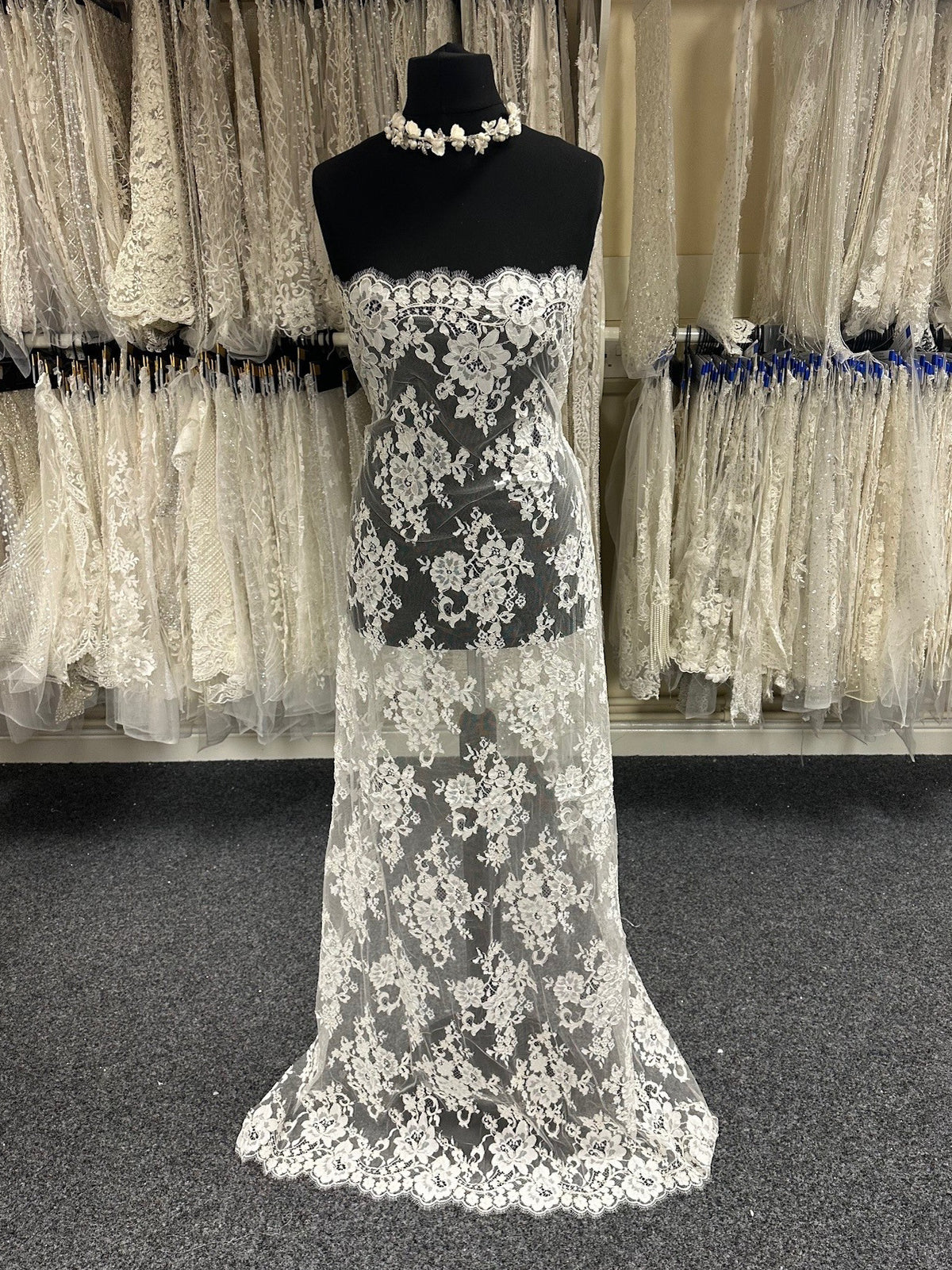 Elfenbeinfarbene Kordelspitze – Rhiannon