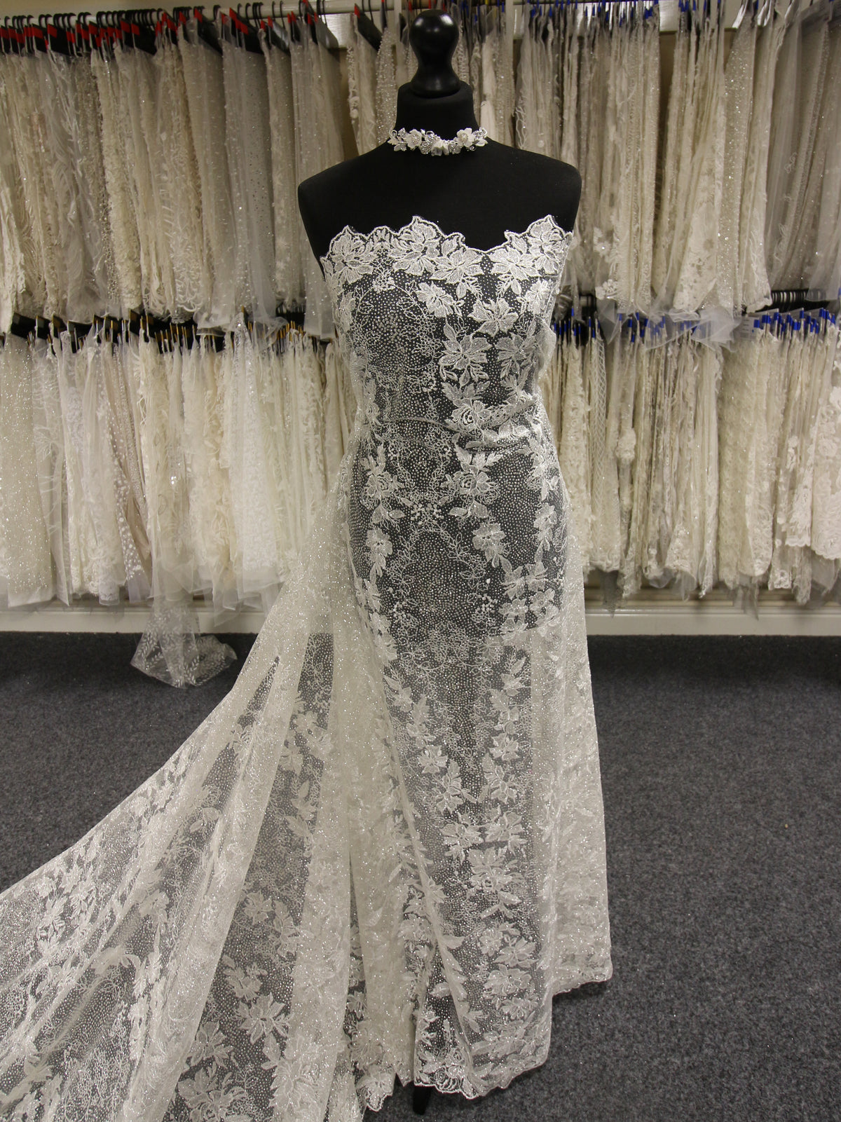 Elfenbeinfarbene Glitzerspitze – Memoir