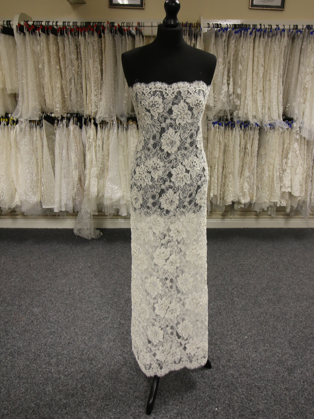 Elfenbeinfarbene Kordelspitze – Keeley