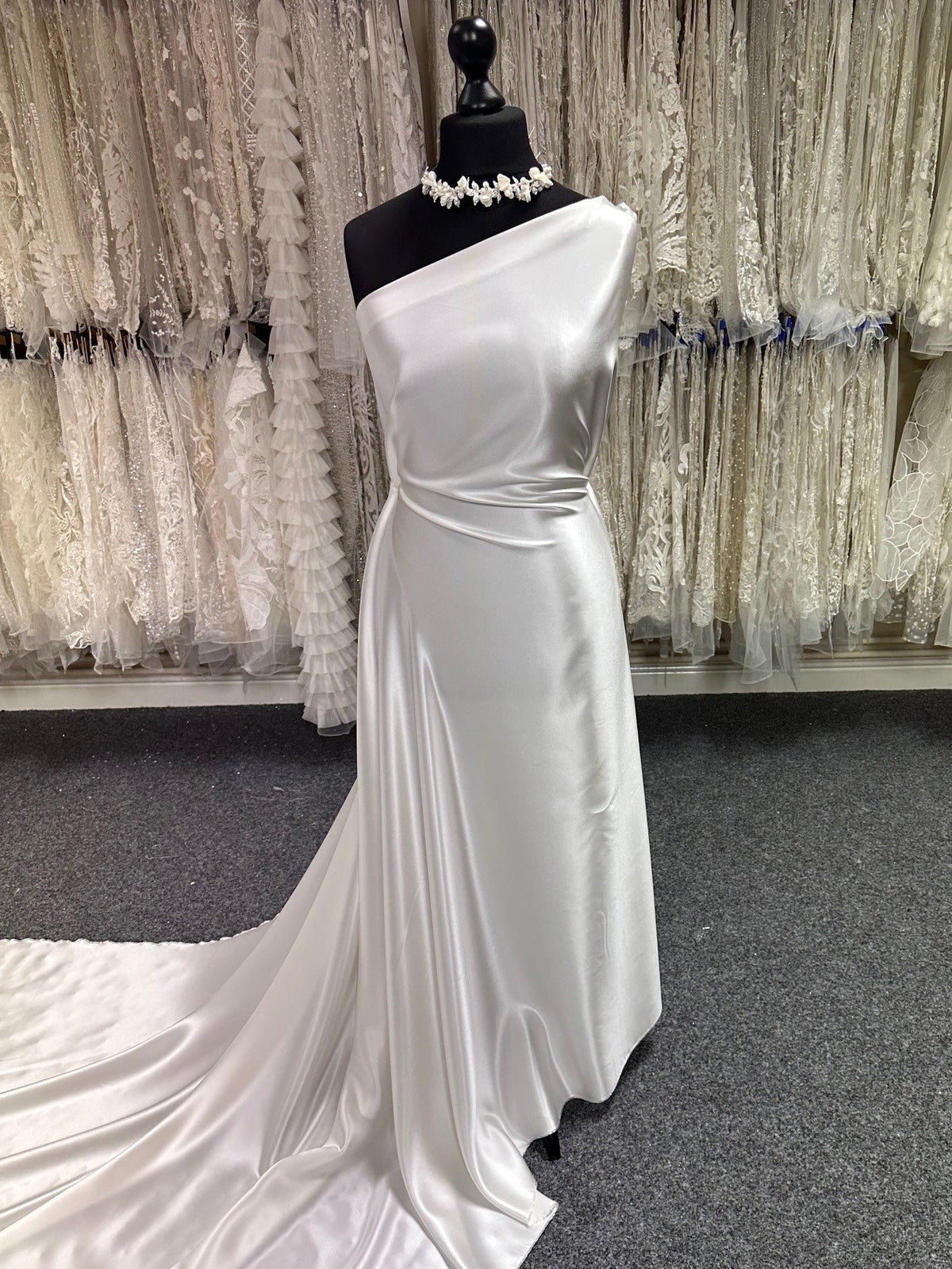 Elfenbeinfarbener Seiden-Viskose-Satin - Certainty