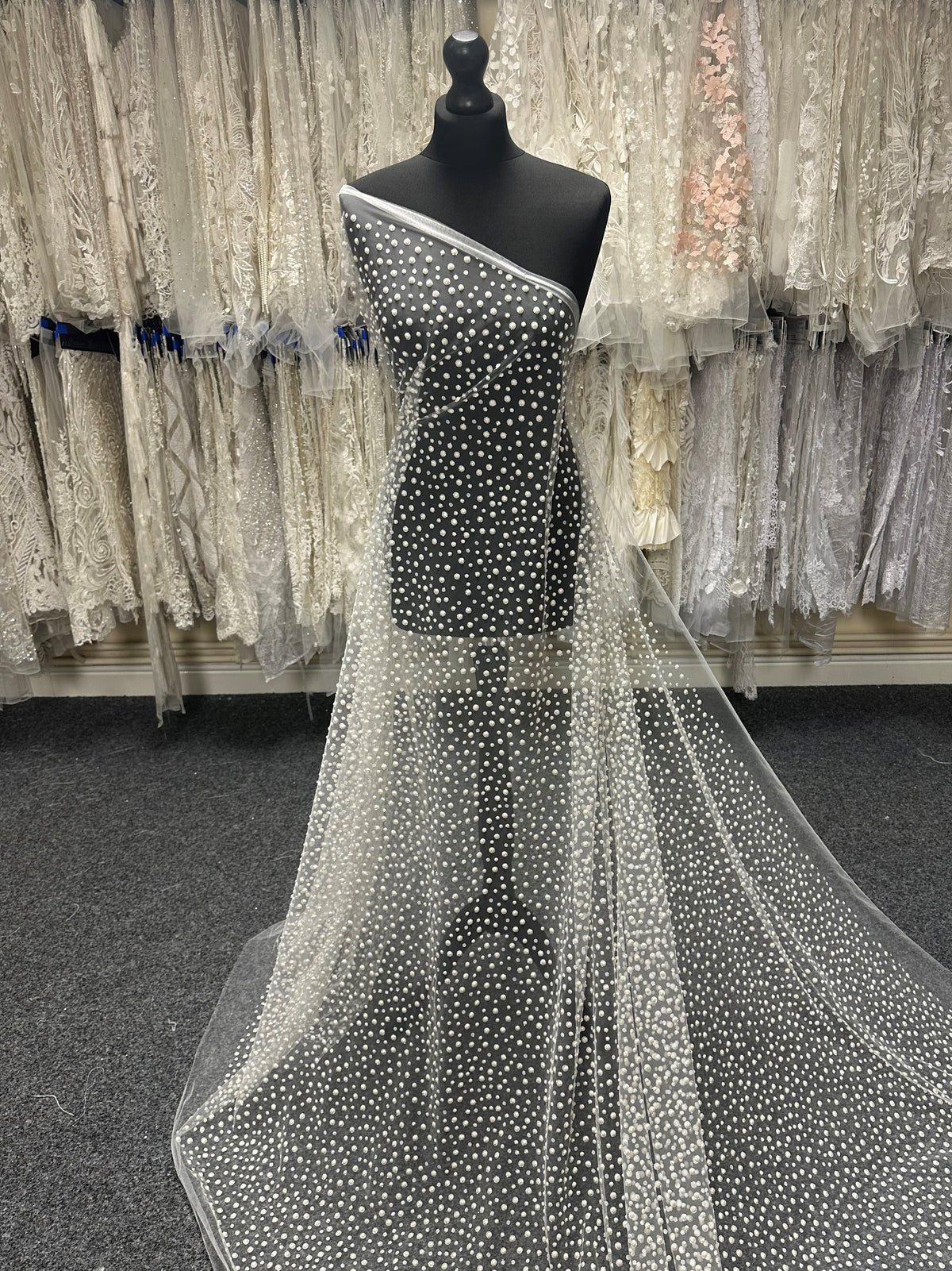 Elfenbeinfarbene Glitzerspitze – Ethel