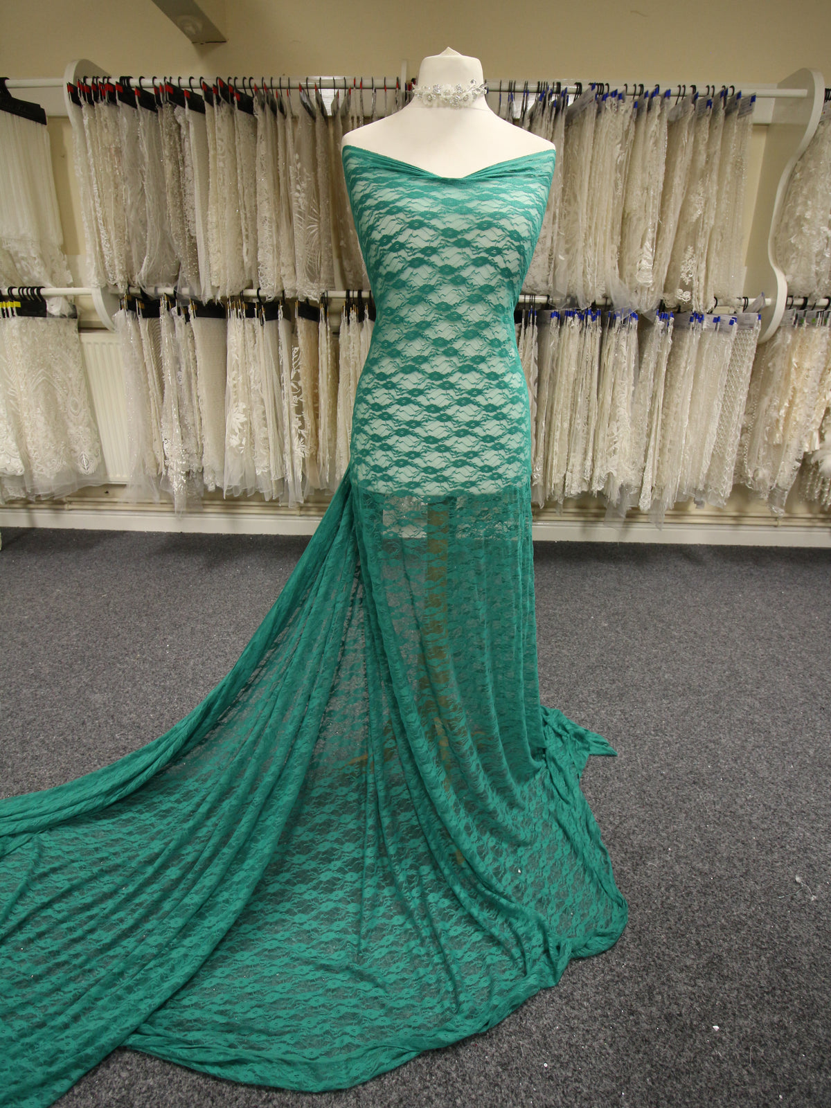 Jade-Stretch-Spitze – Yvonne