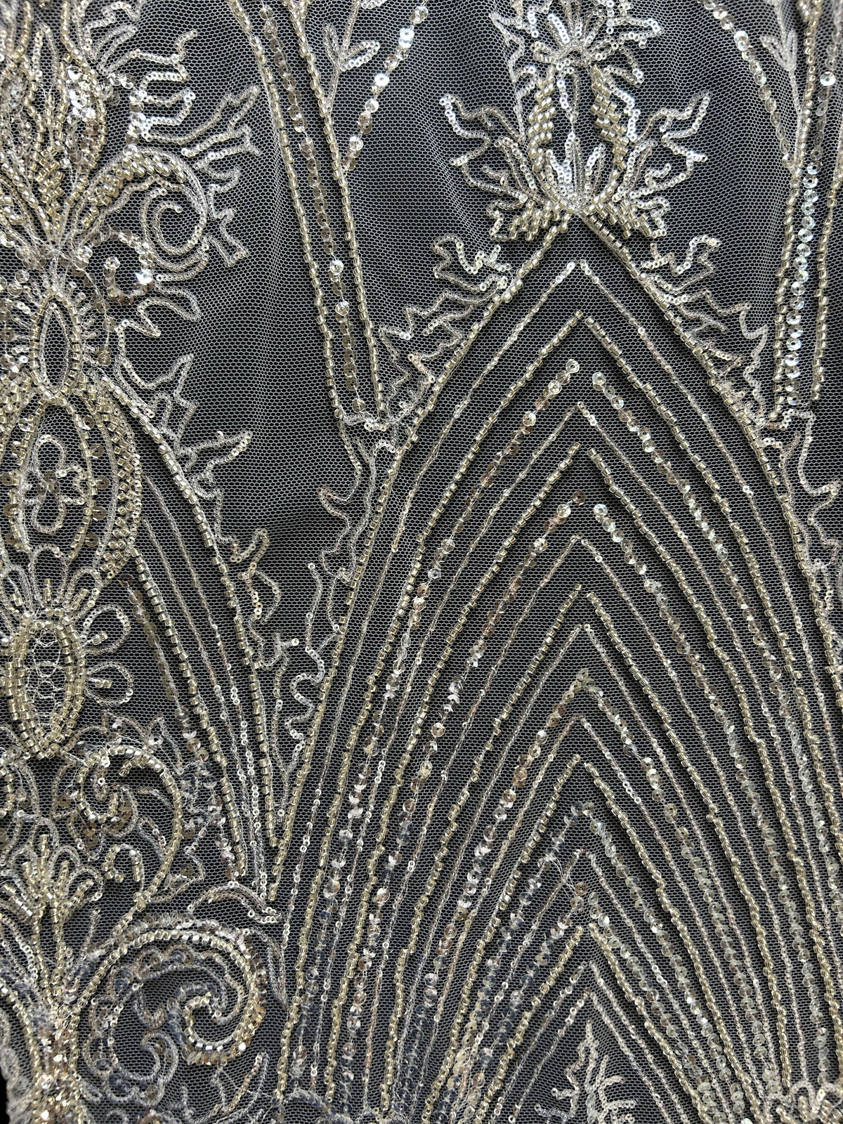 Elfenbeinfarbene Perlenspitze – Maxi