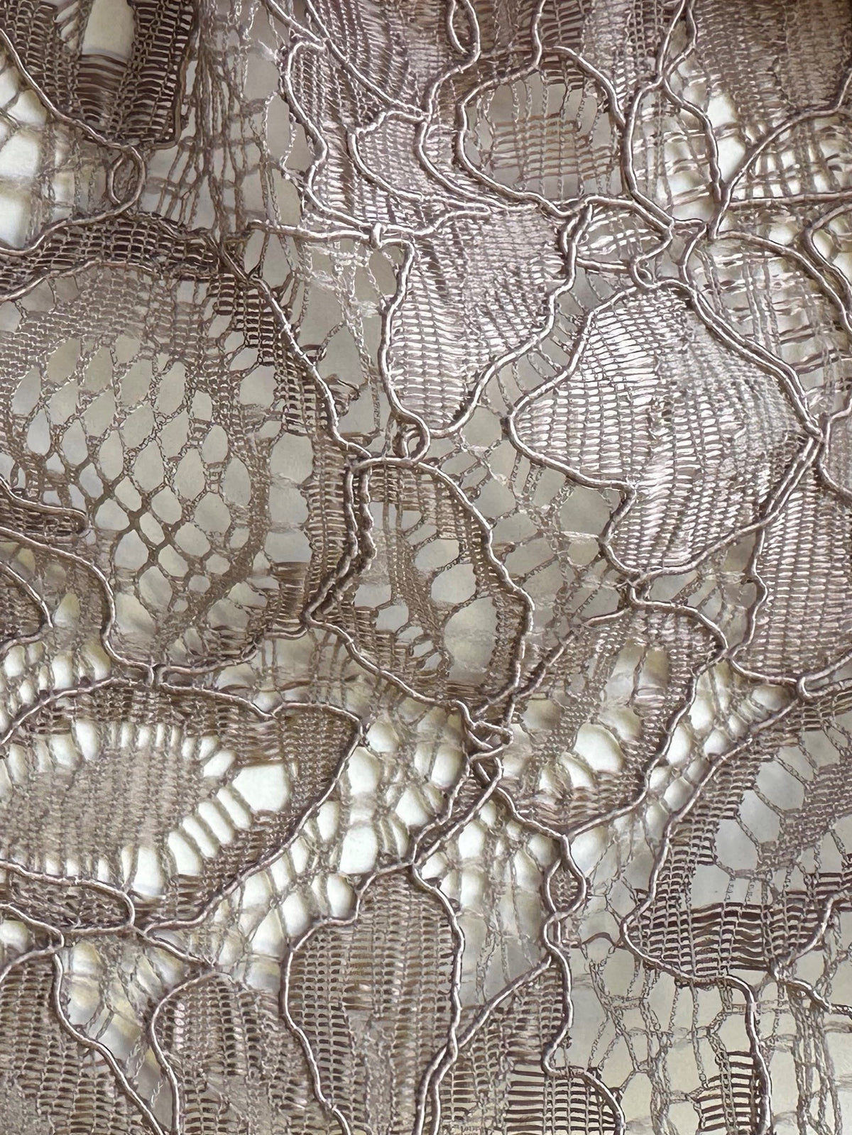 Nerzfarbene Kordelspitze - Tocca