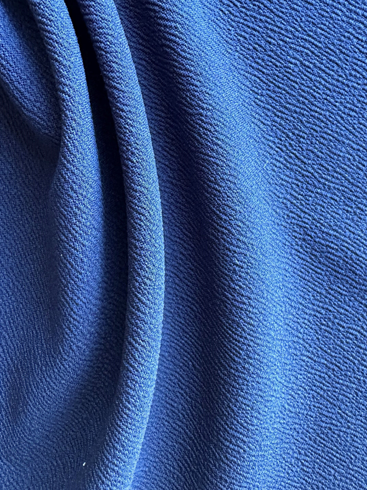 Marineblauer Stretch-Polyester-Schwerkrepp - Suzette