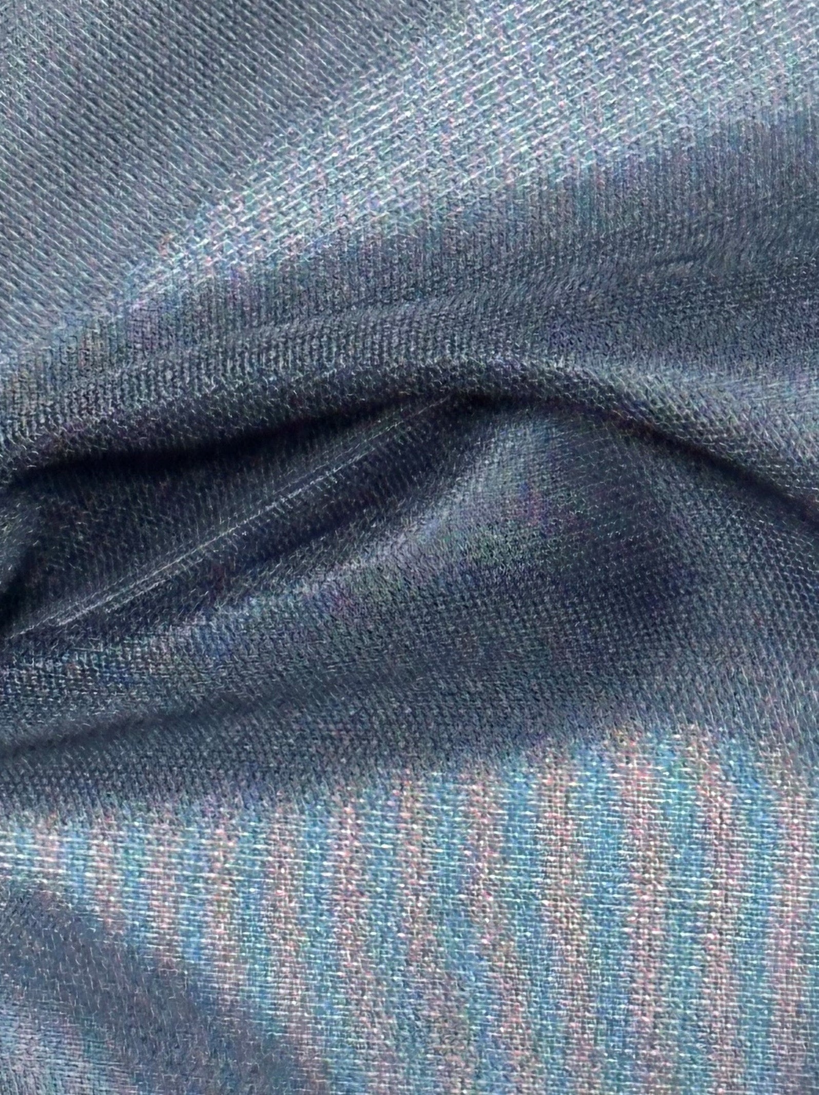 Marineblauer Polyester-Satinstoff - Einlösen
