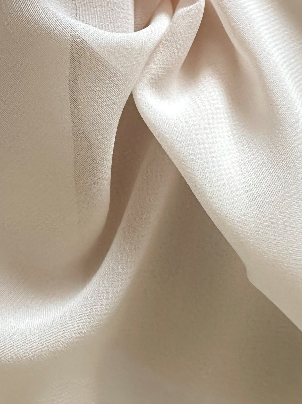 Hautfarbener Polyester-Chiffon – Ballerina