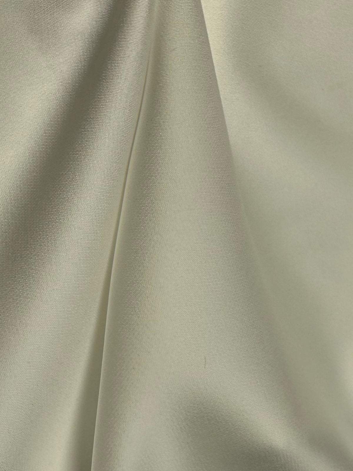 Elfenbeinfarbener Polyester-Satin – Orongo