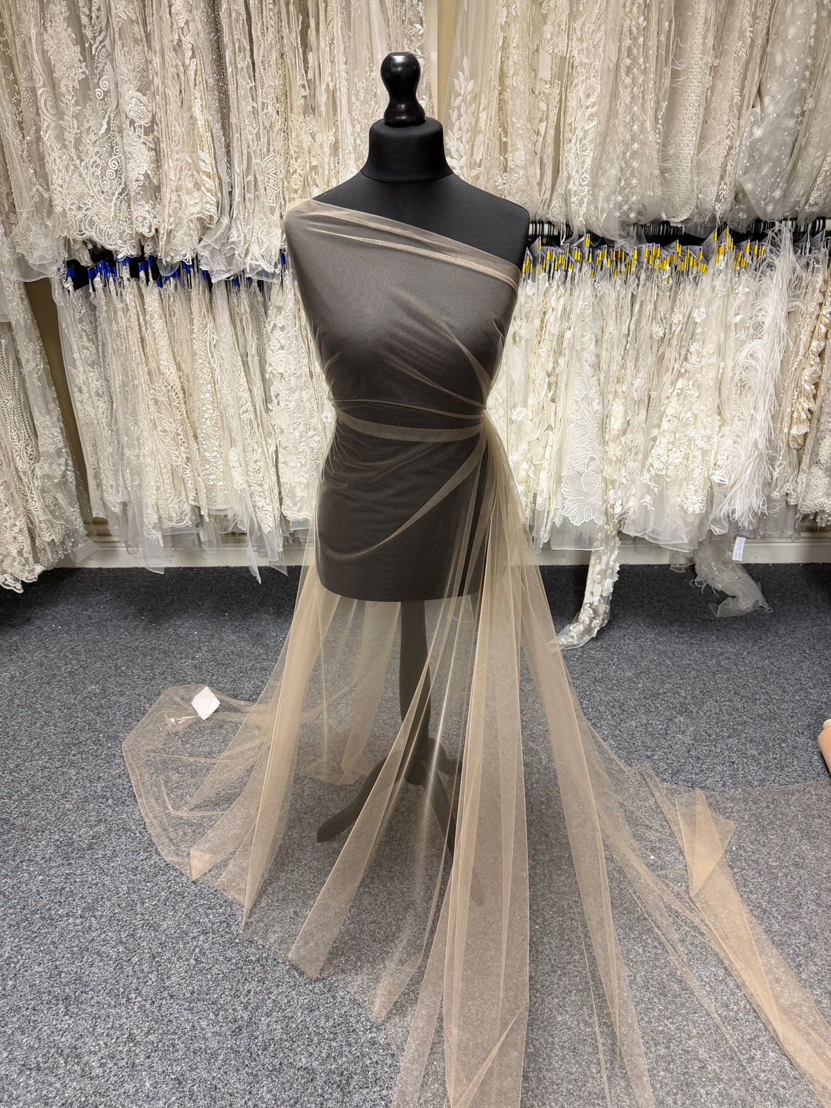 Hautdehnbarer Tüll - P32