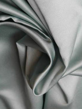 Nebelgrüner Polyester-Duchess-Satin - P42