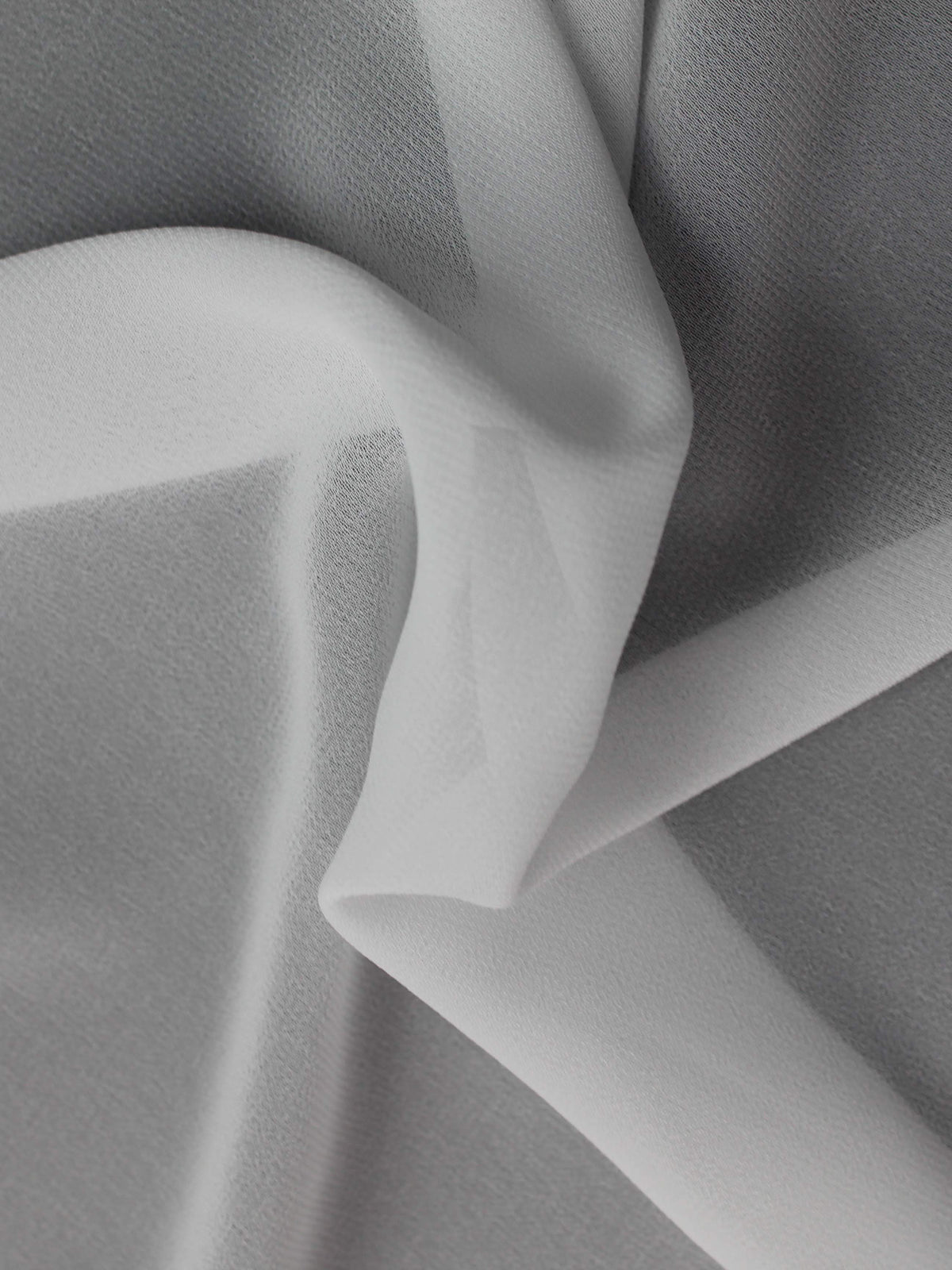 Schwarzer Polyester-Georgette - Silhouette