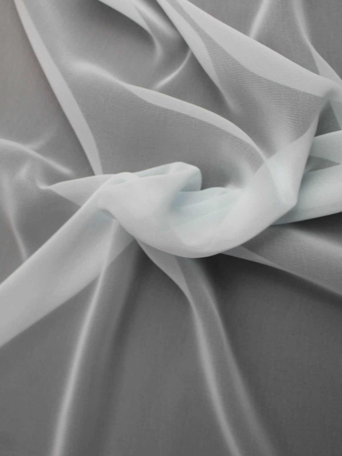 Eisblauer Poly-Chiffon - P58