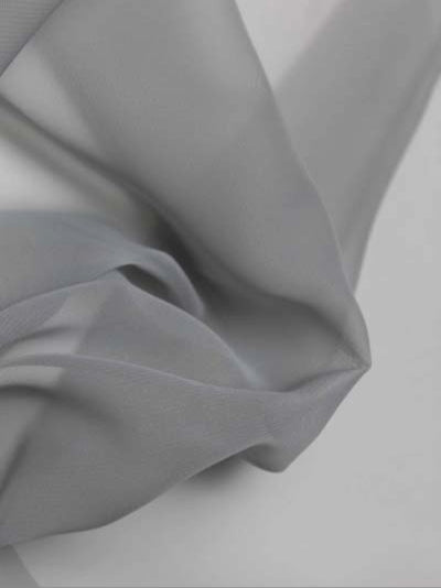 Silberner Poly-Chiffon - P58