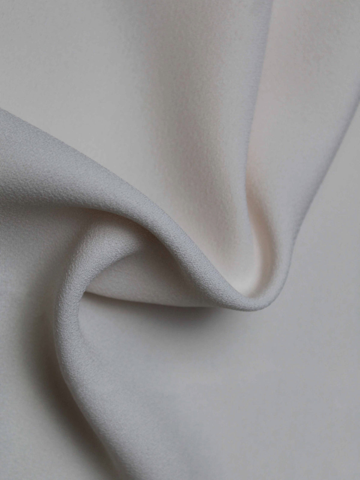 Shell Pink M/Wt Poly Crepe - P59