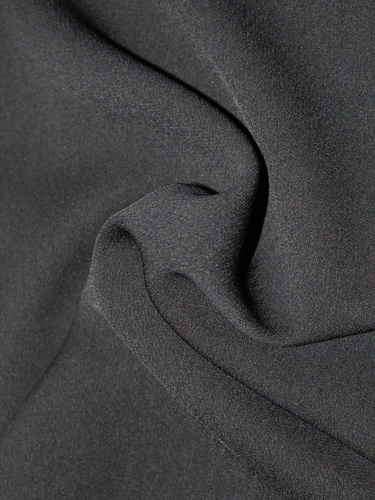 Schwarze Poly-Georgette - P62