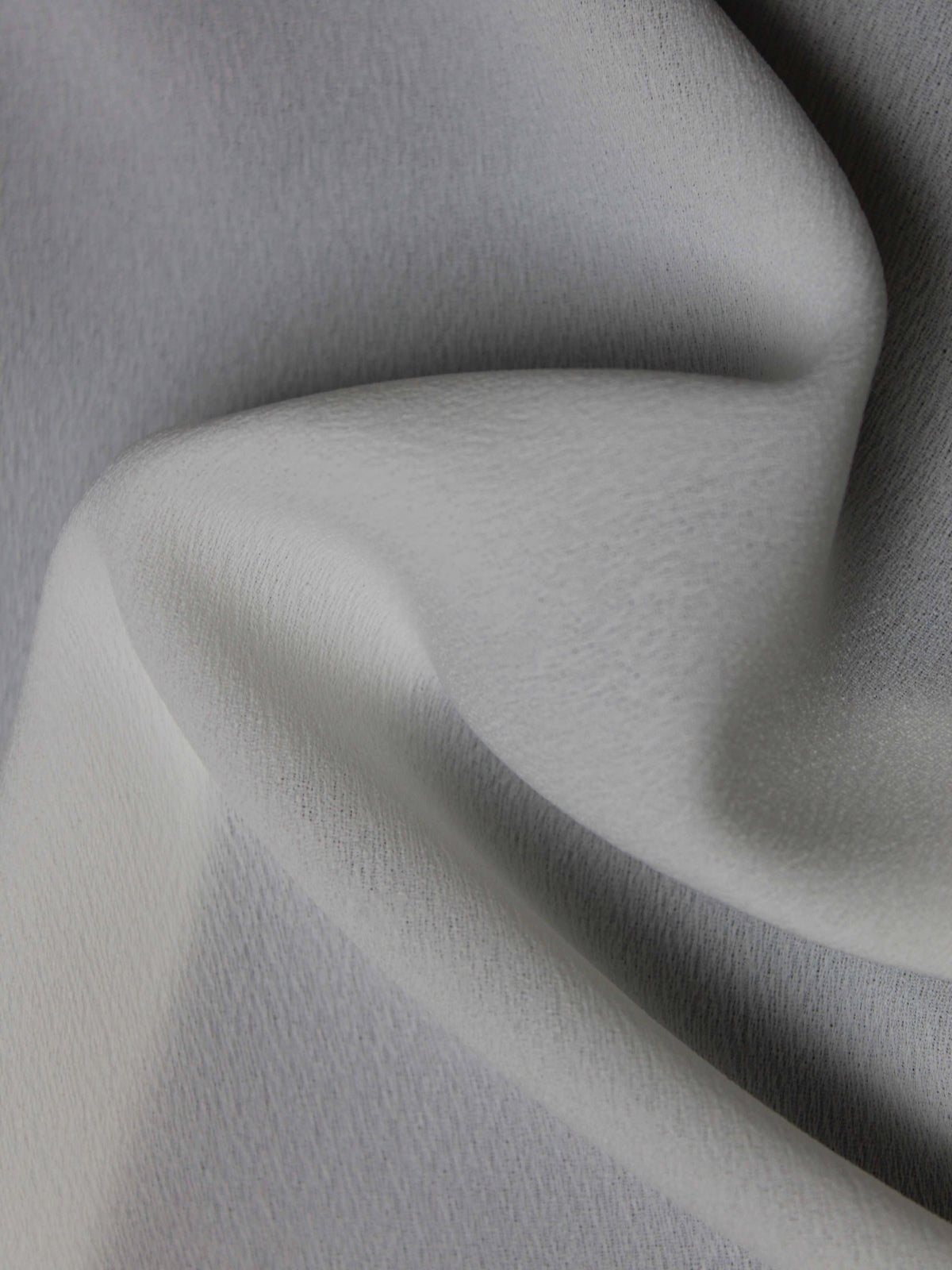 Elfenbeinfarbene Poly-Georgette - P62