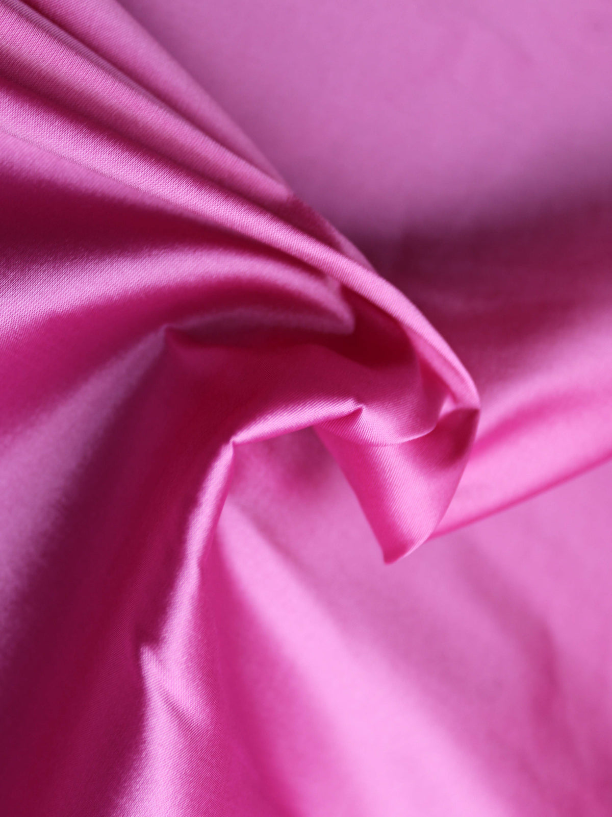 Bonbonfarbener Polyester-Taft - P75