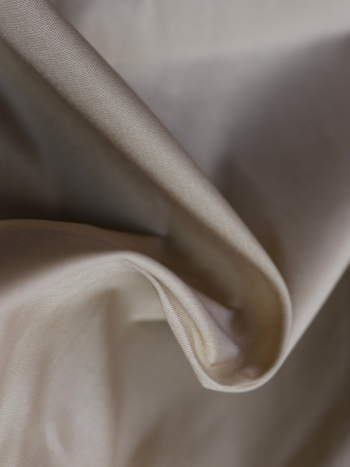 Hellgoldener Polyester-Taft - P75