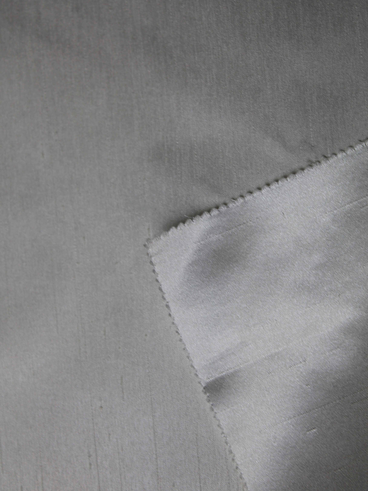 Elfenbeinfarbener Satin-Shantung - P967W