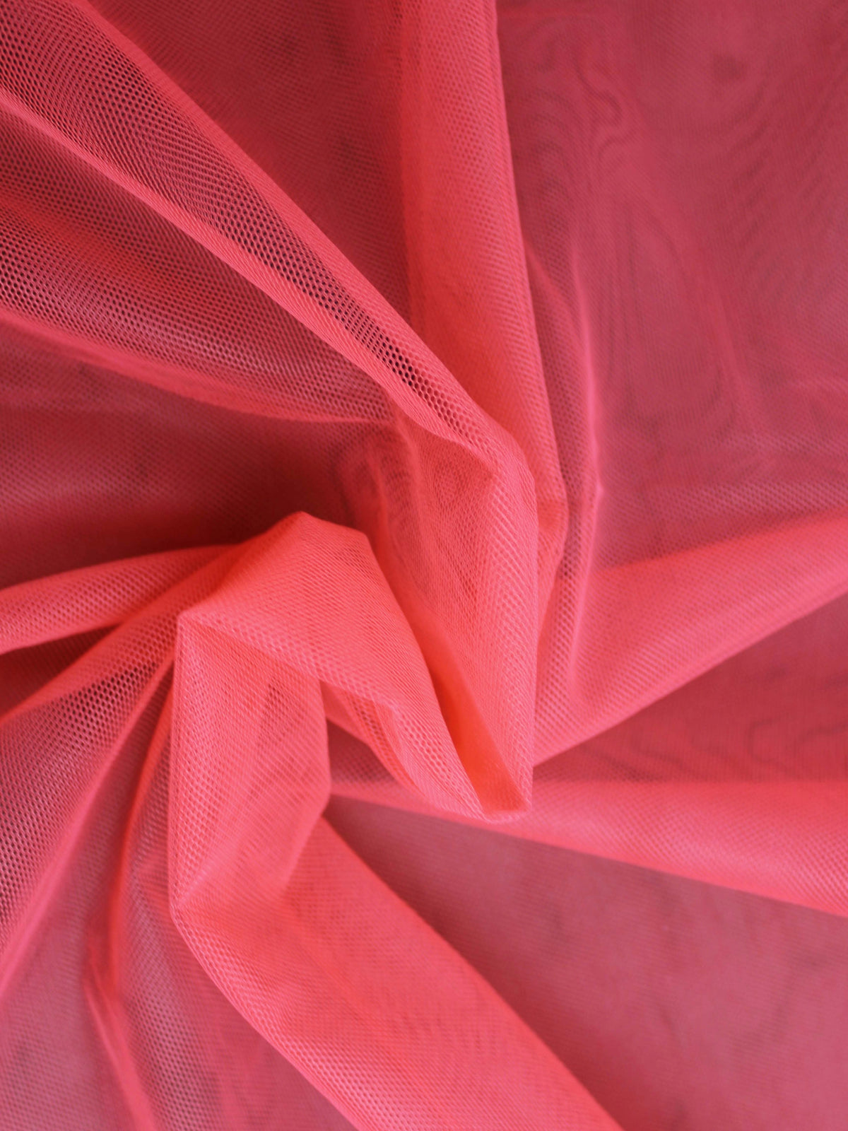 Roter (350) Tüll - P9