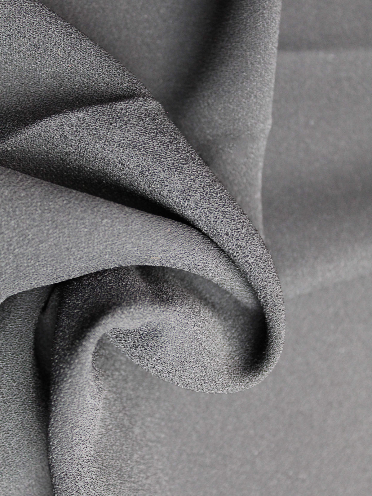 Schwarzer Polyester-Stretch-Crêpe - PB4001