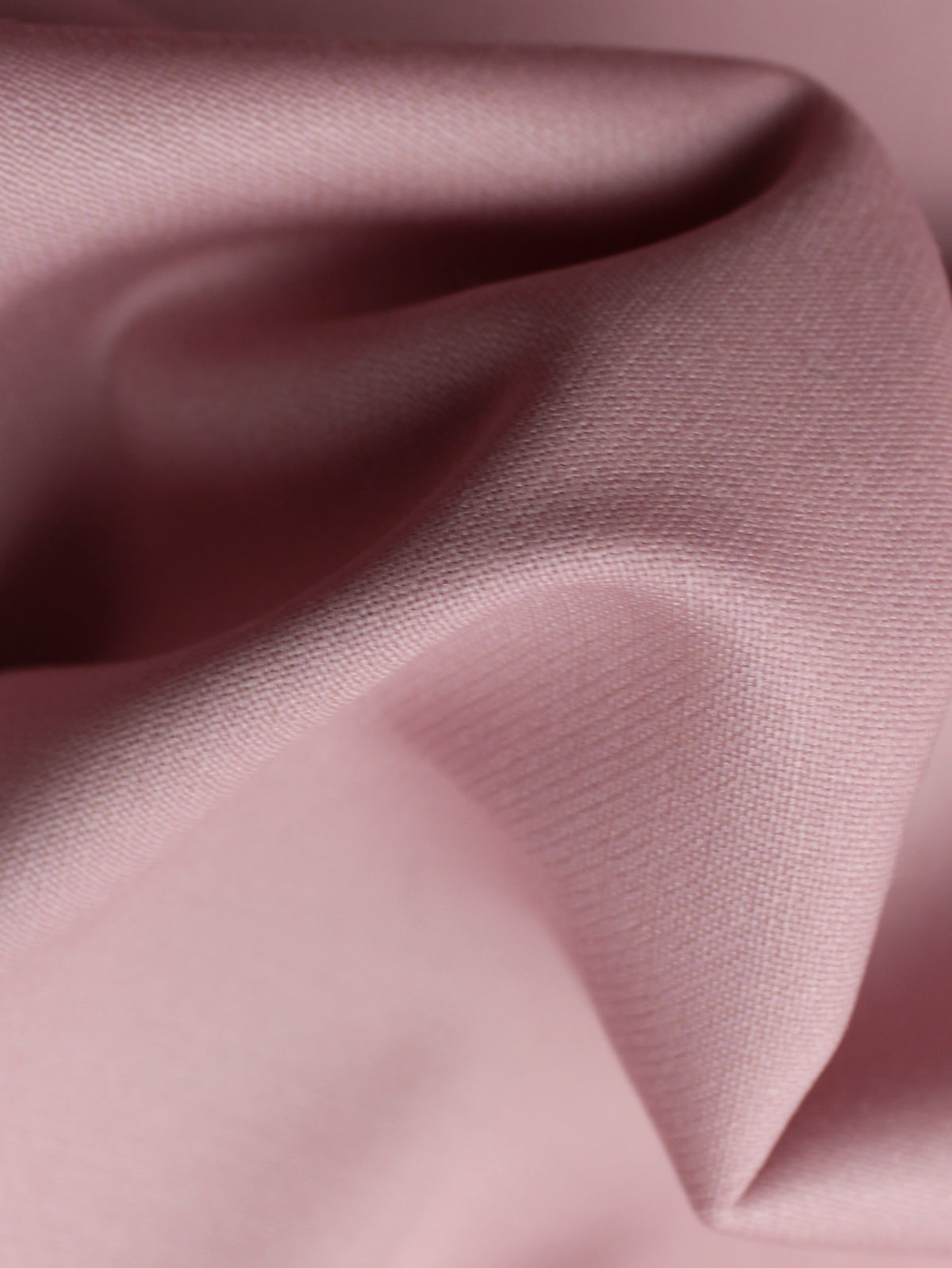 Heller Roséfarbener italienischer Wollkrepp - P640