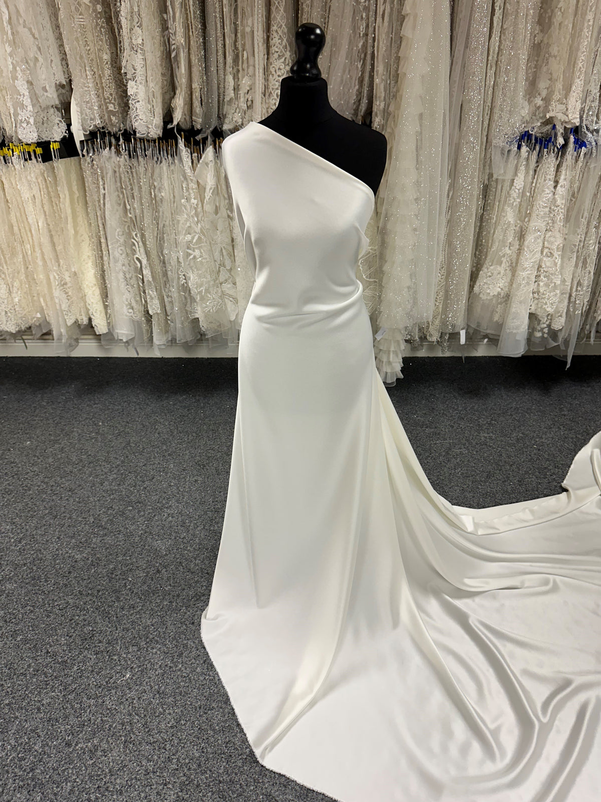 Elfenbeinfarbener Acetat-Viskose-Schwerkrepp - PH4008