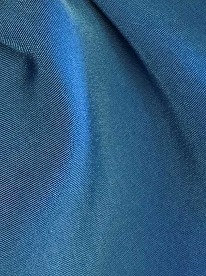 Leichter petrolblauer Polyester-Satin – Jamaika