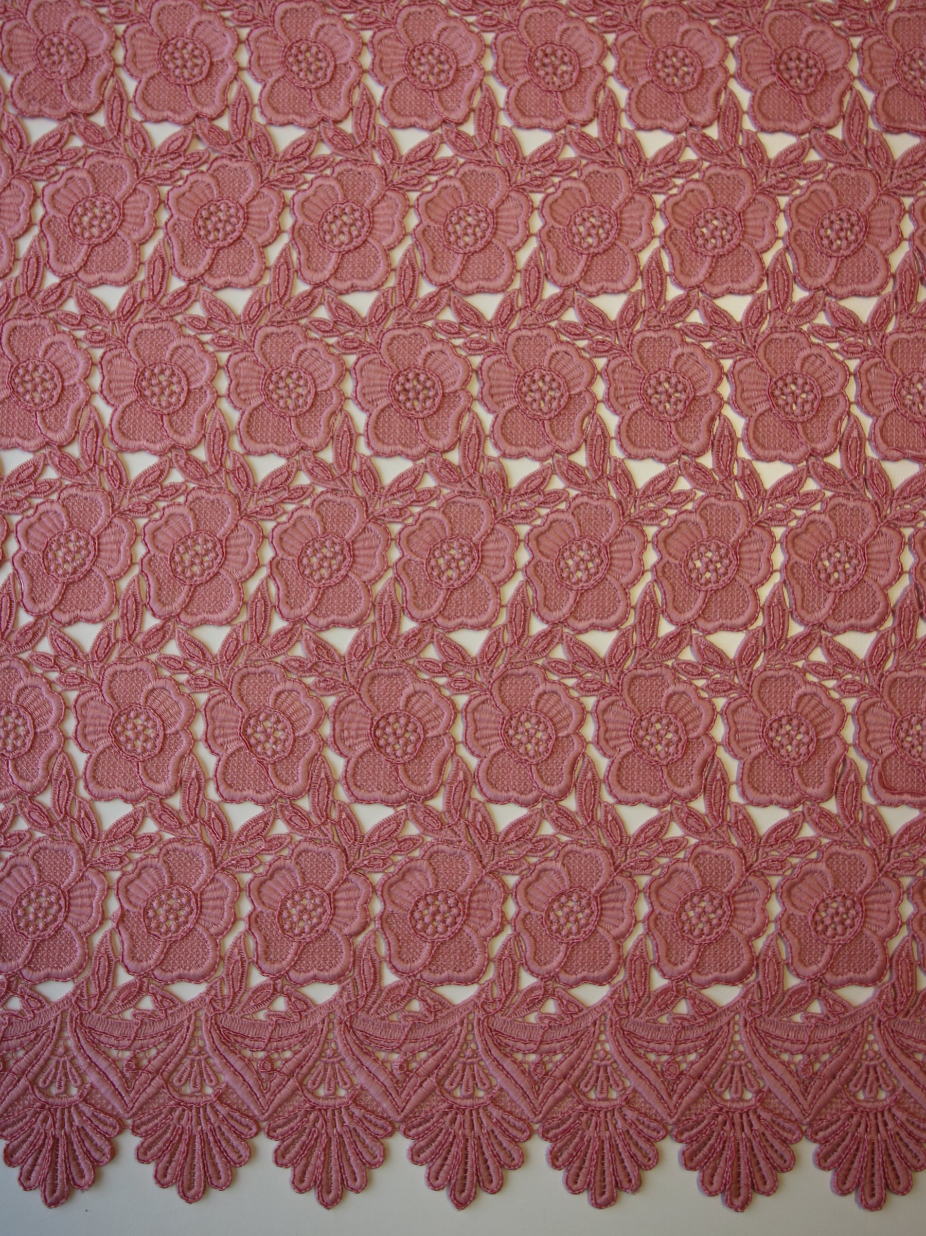Rosa Guipure-Spitze – Tommi