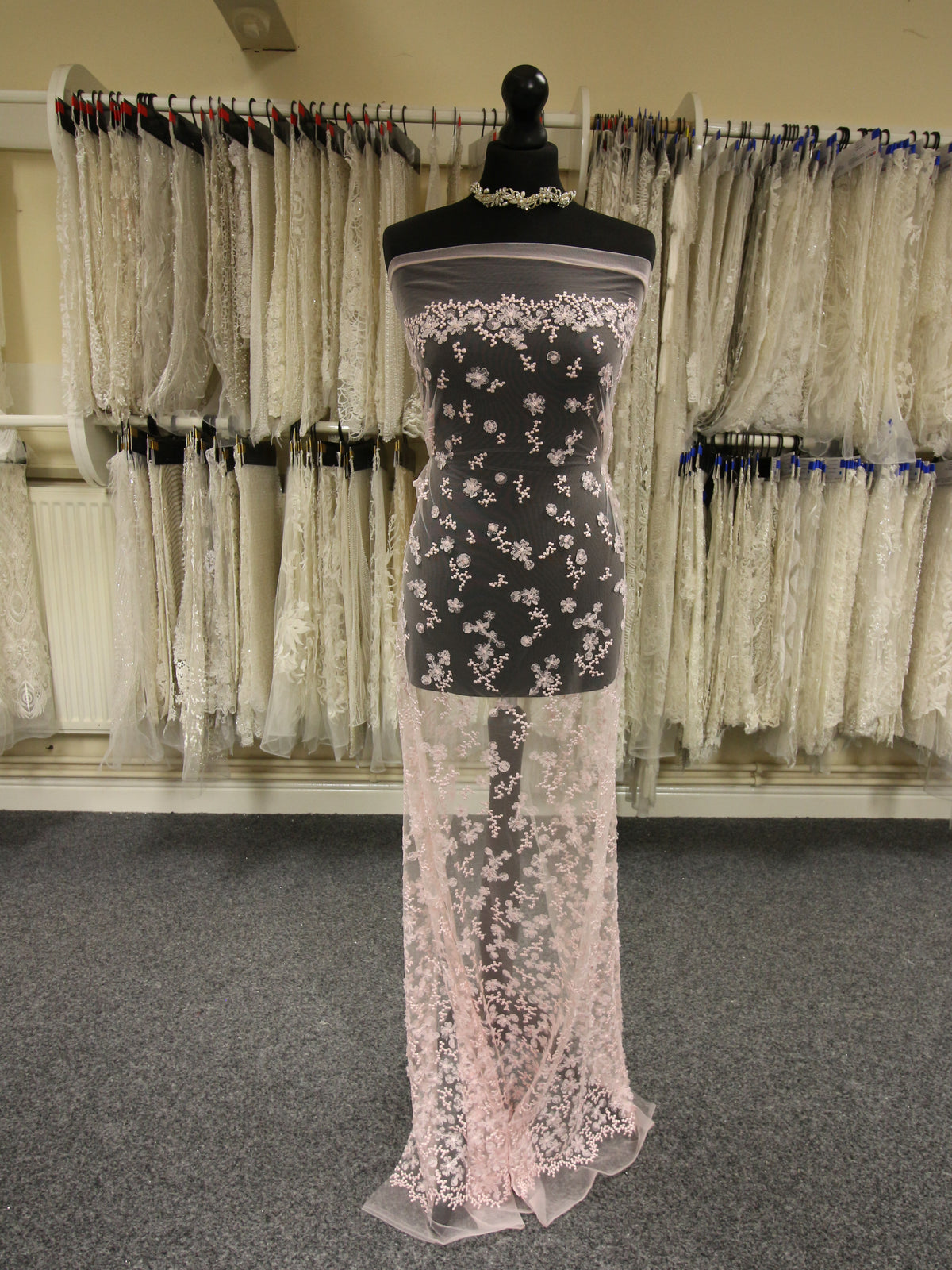 Errötende Blumenspitze – Kenner