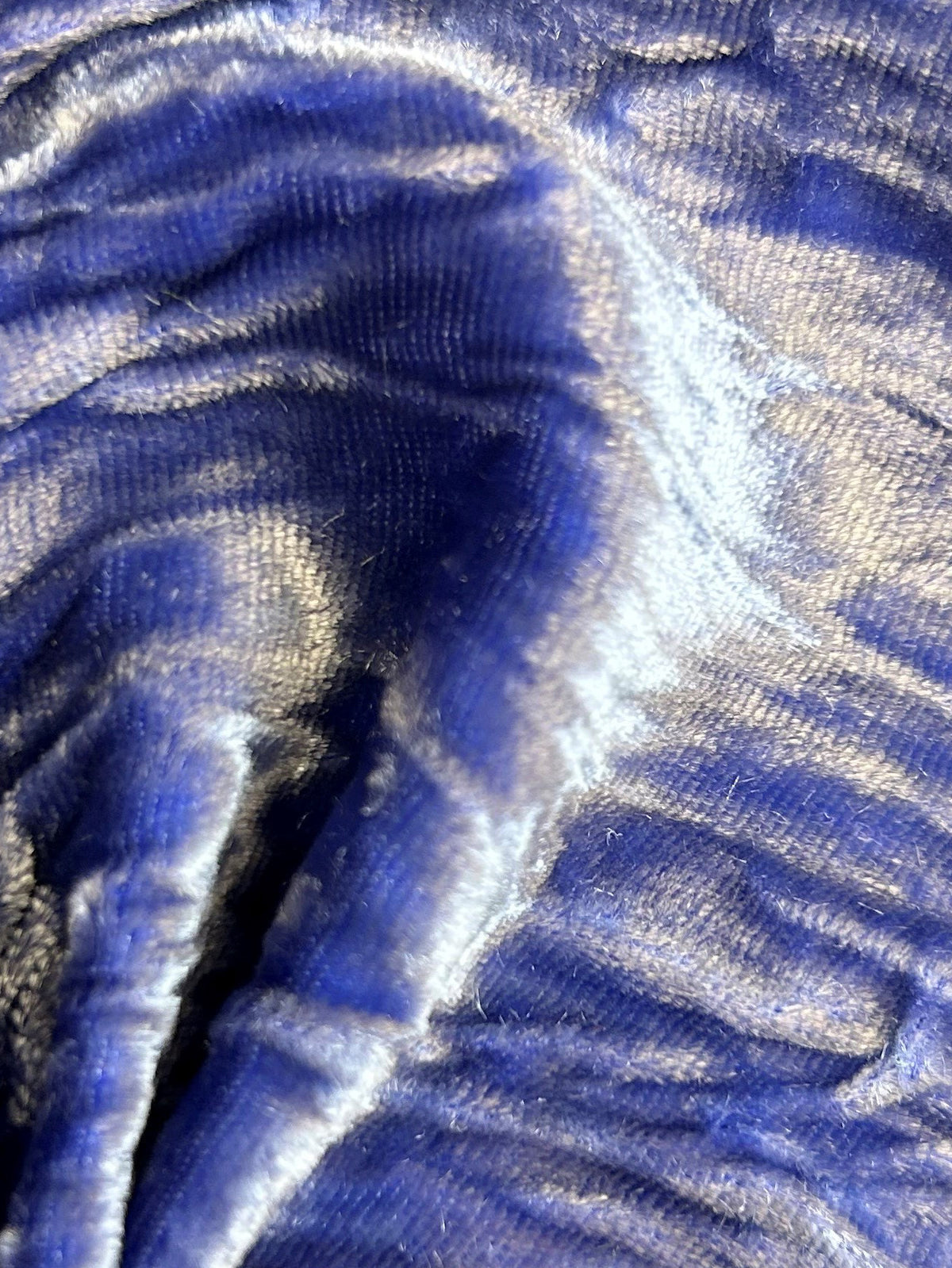 Lila Iris Seidensamt - Ruffle