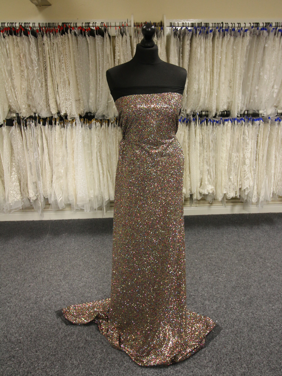 Regenbogen-Glitzer-Tüll – Epic