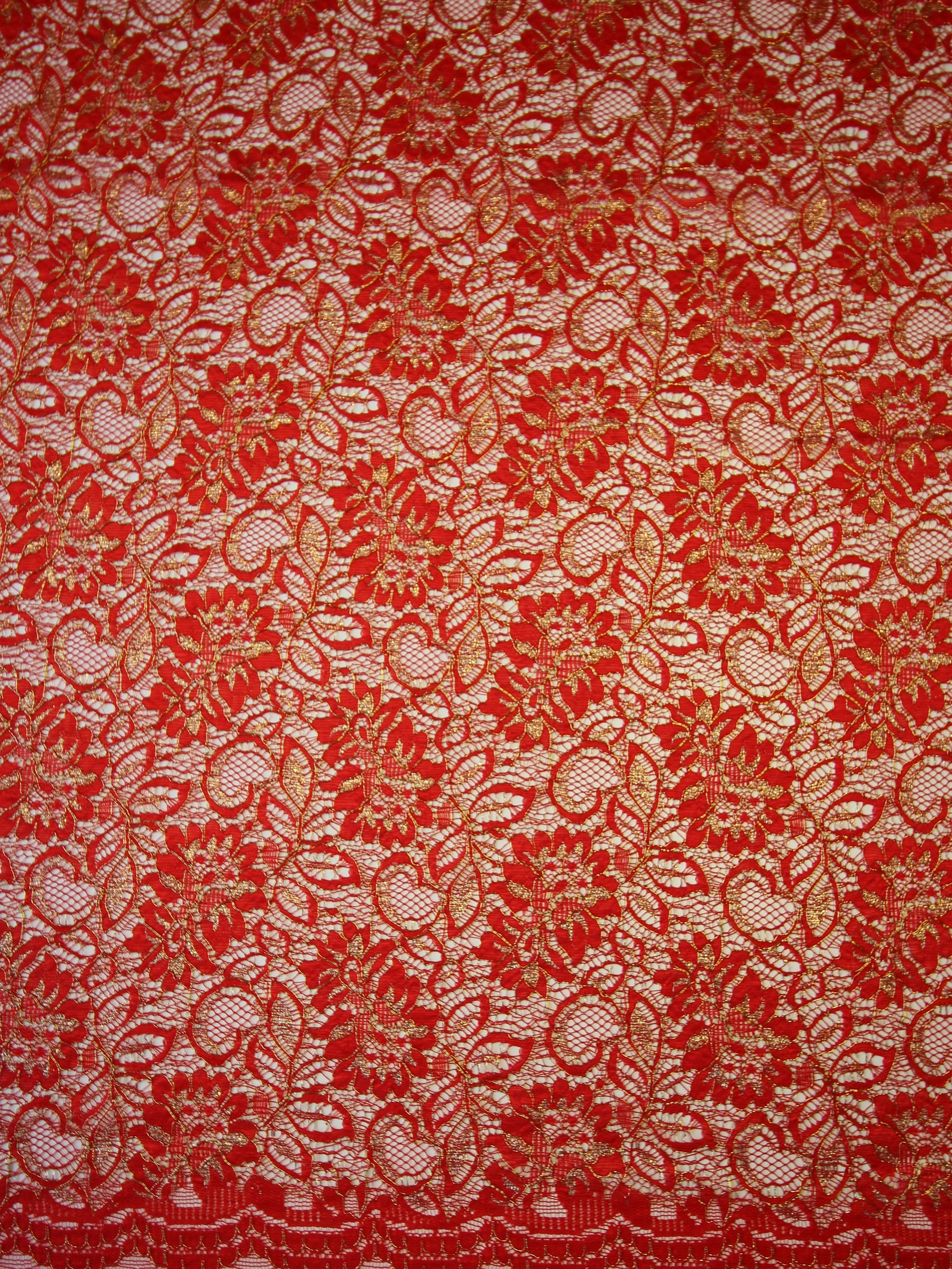 Rote Raschelspitze - Kris