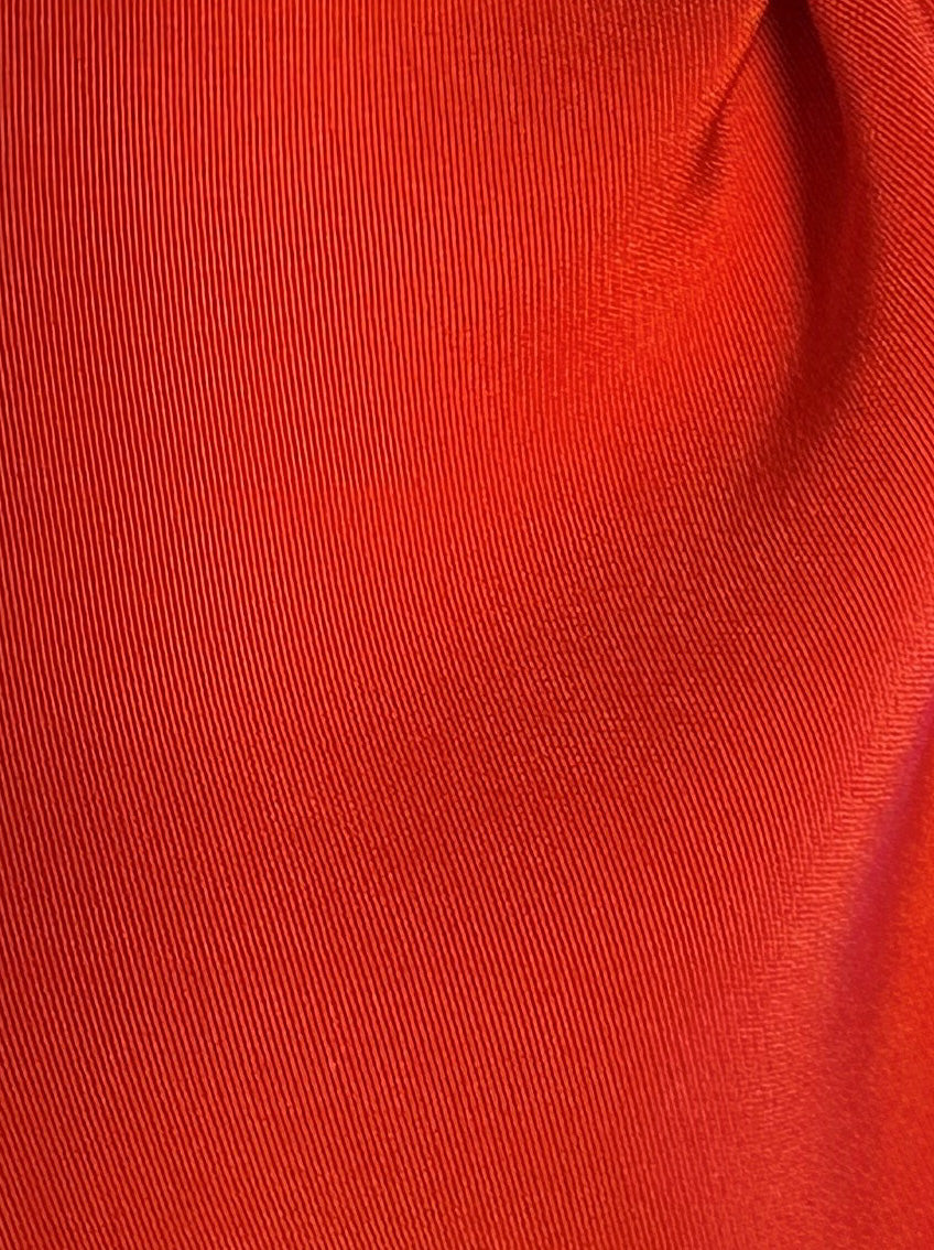 Leichter roter Polyestersatin – Jamaika