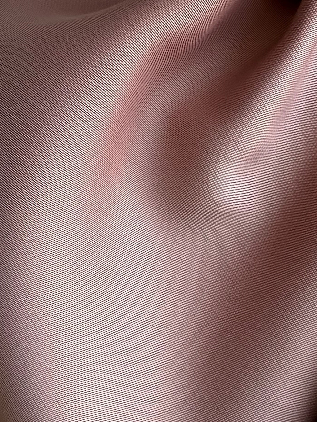 Roségoldener Polyester-Stretch-Satin – Uganda
