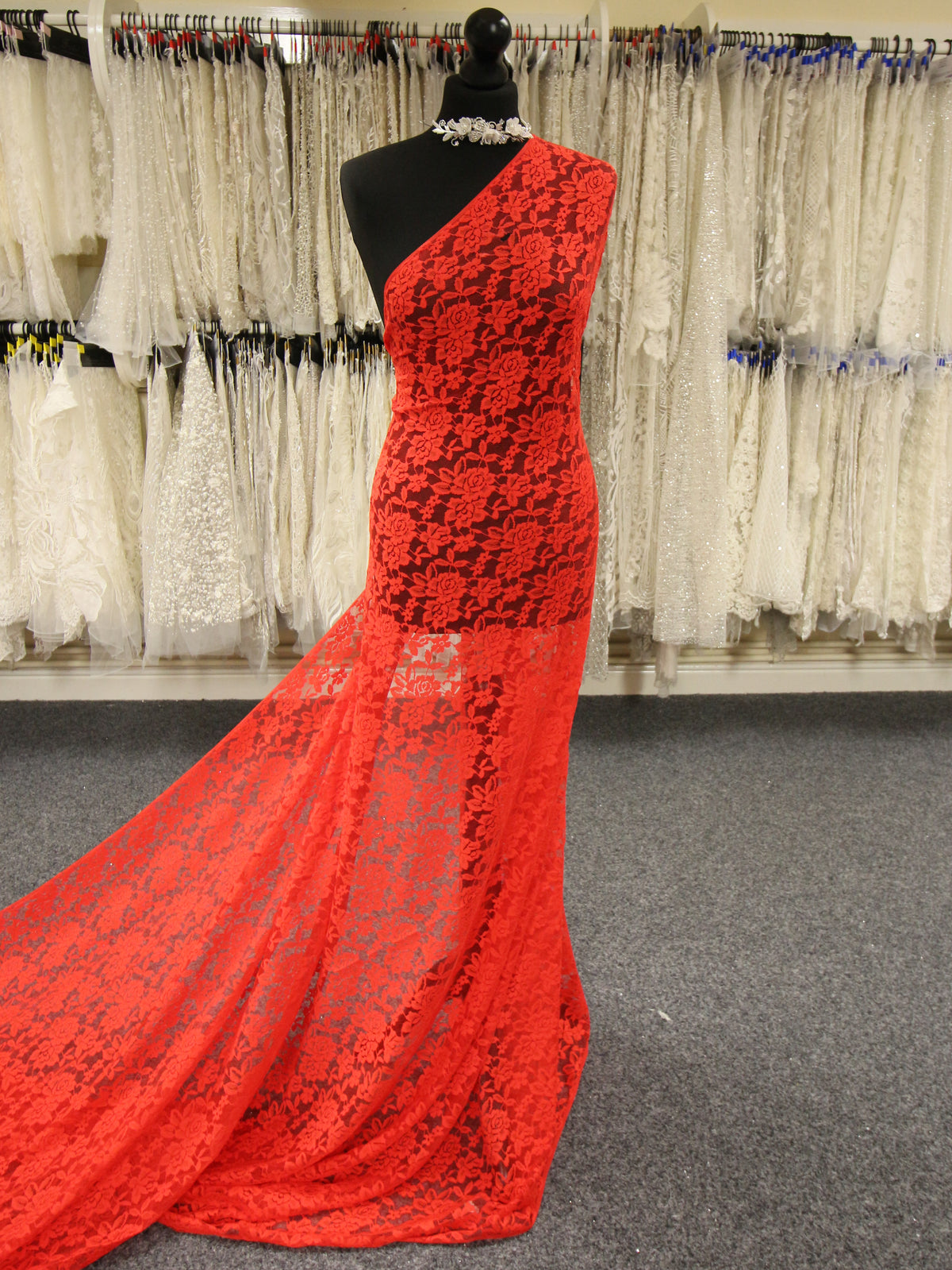 Scharlachrote Raschel-Stretchspitze – Evie