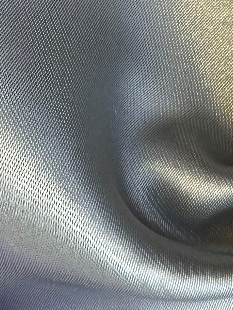 Silberner Polyestersatin - Familien