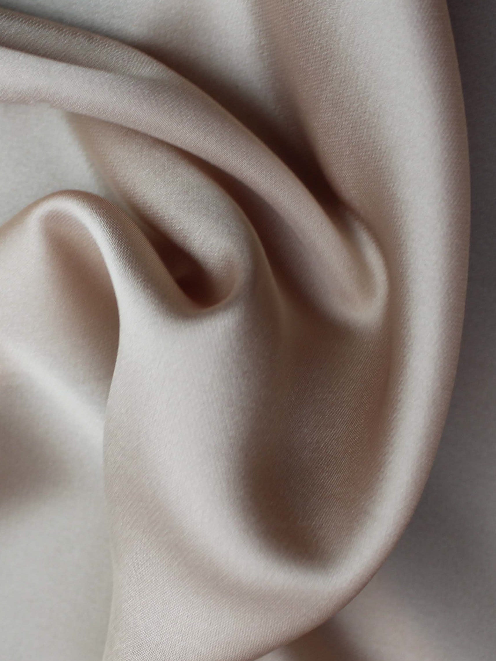 Skin Polyester Satin - P78