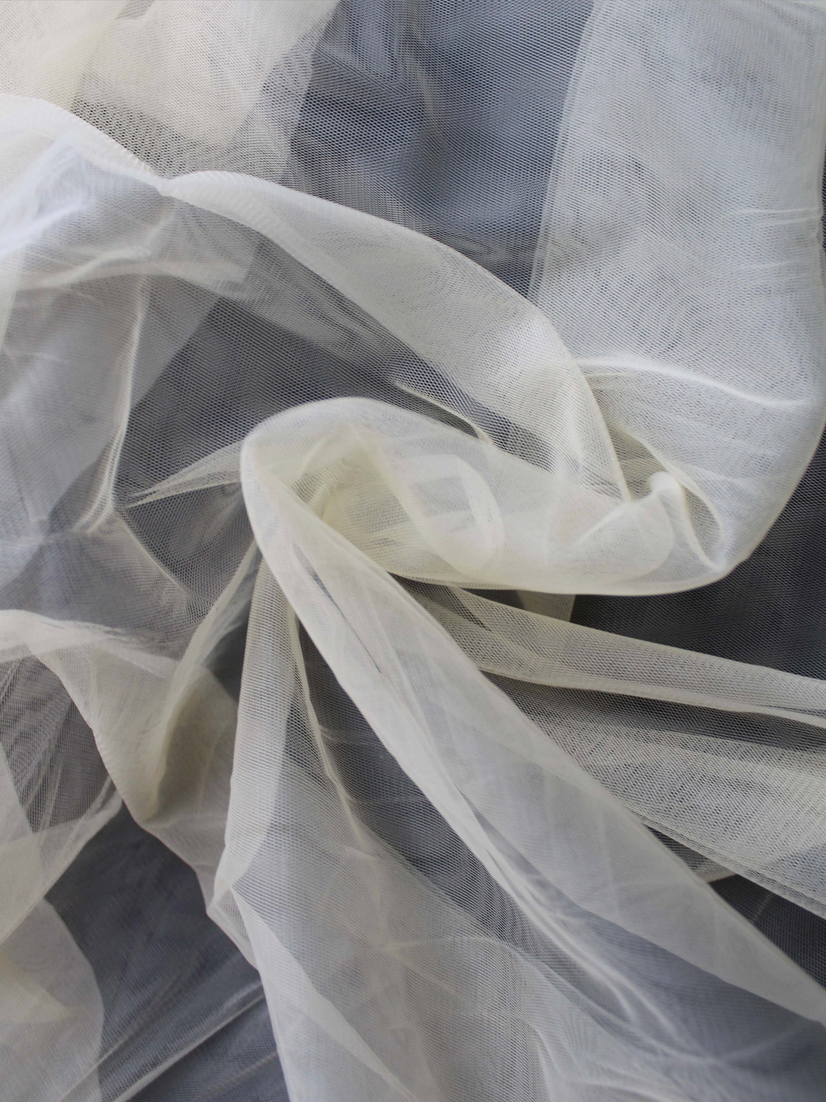 Dunkler Champagner (63) Tüll - TU0031