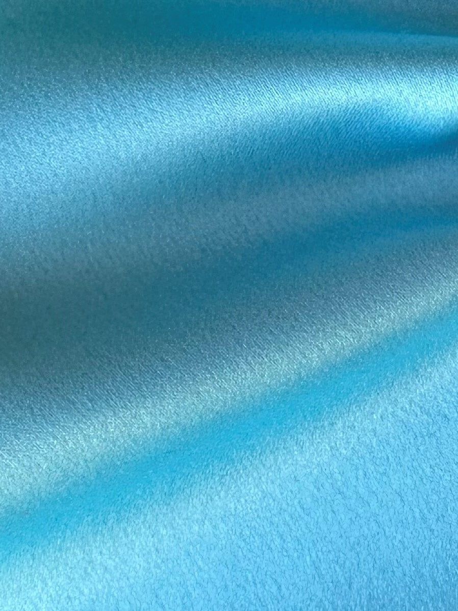 Türkisfarbener Polyestersatin – Mystique