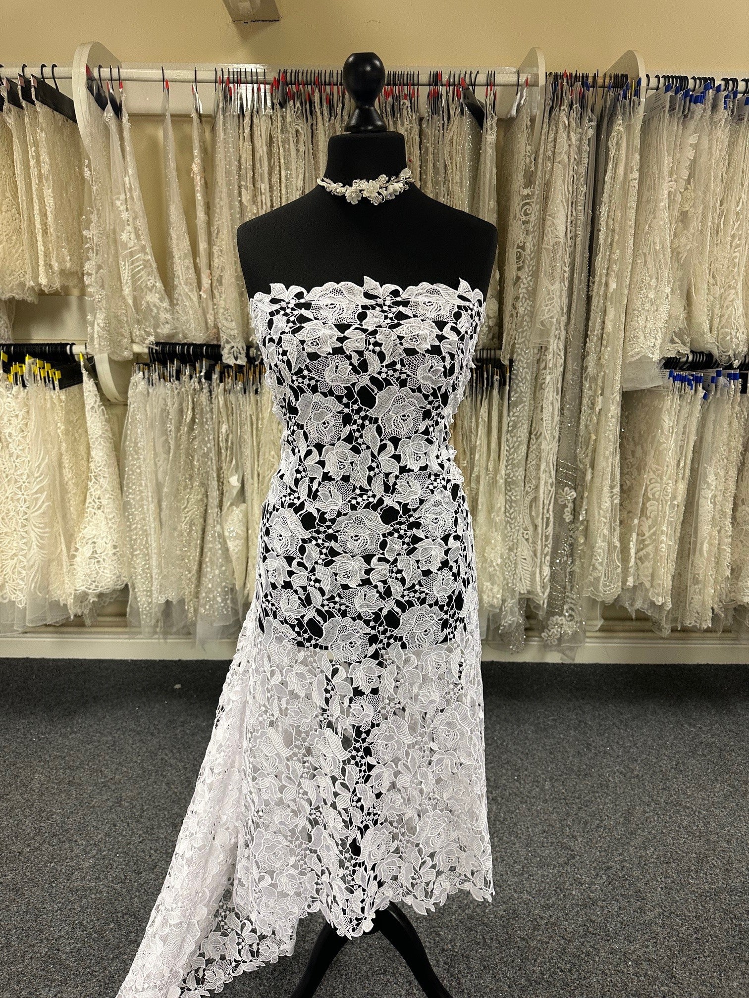 Weiße Guipure-Spitze – Emma