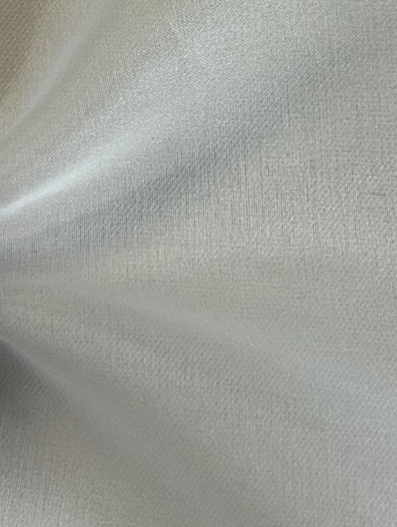 Weißer Seidenorganza – Evolution
