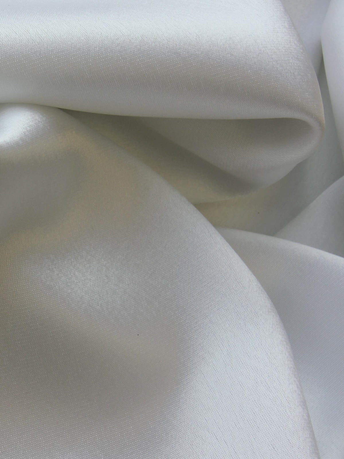 Weißer Tri-Acetat-Satin - Liberty