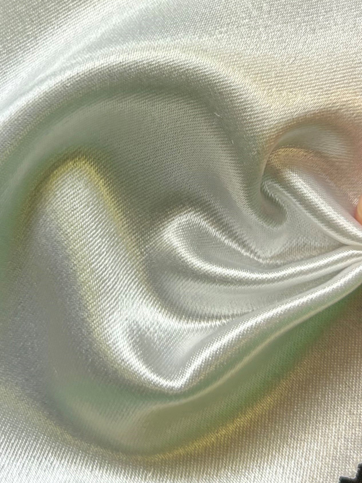 Weißer Polyester-Stretch-Satin - Courage